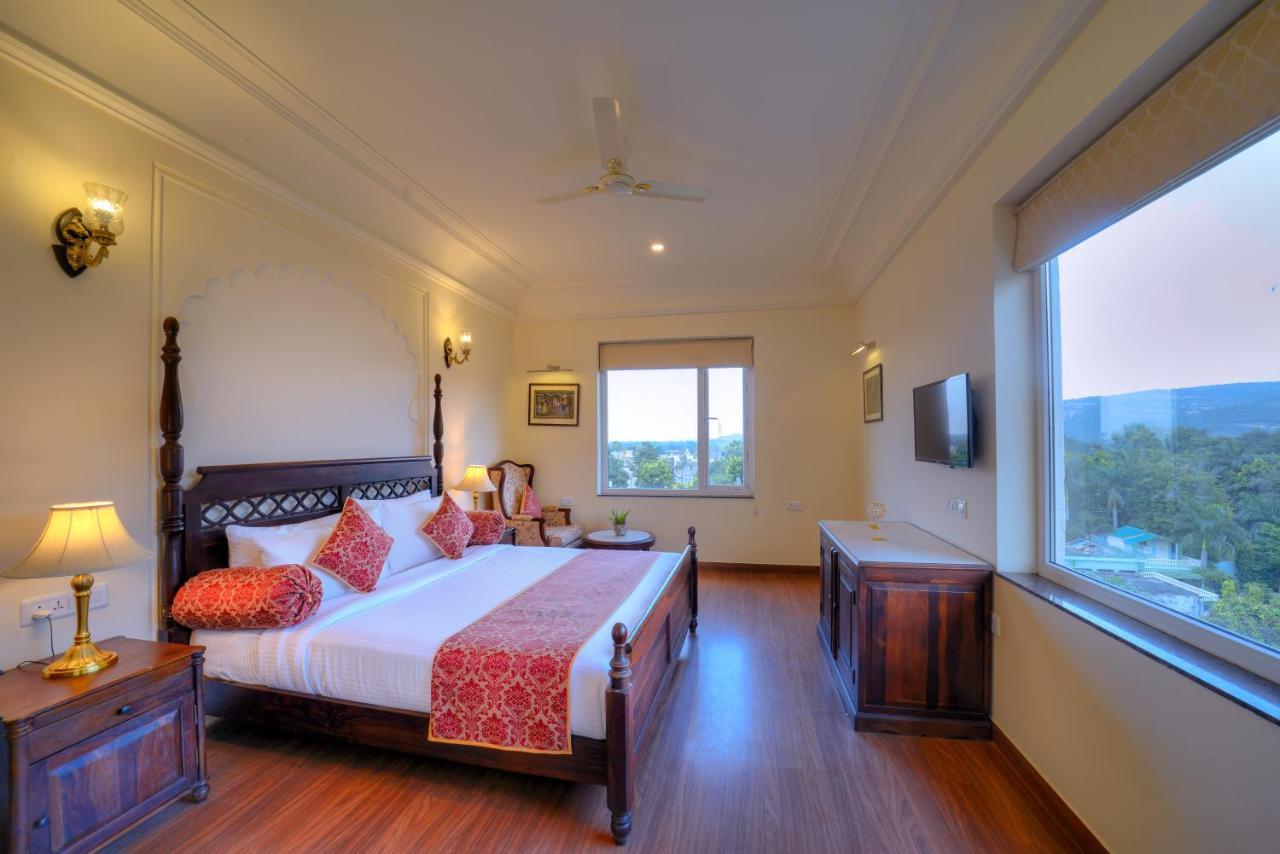 Welcomheritage Mount Valley Resort Ranthambore ซาวาย มาโดปูร์ ภายนอก รูปภาพ
