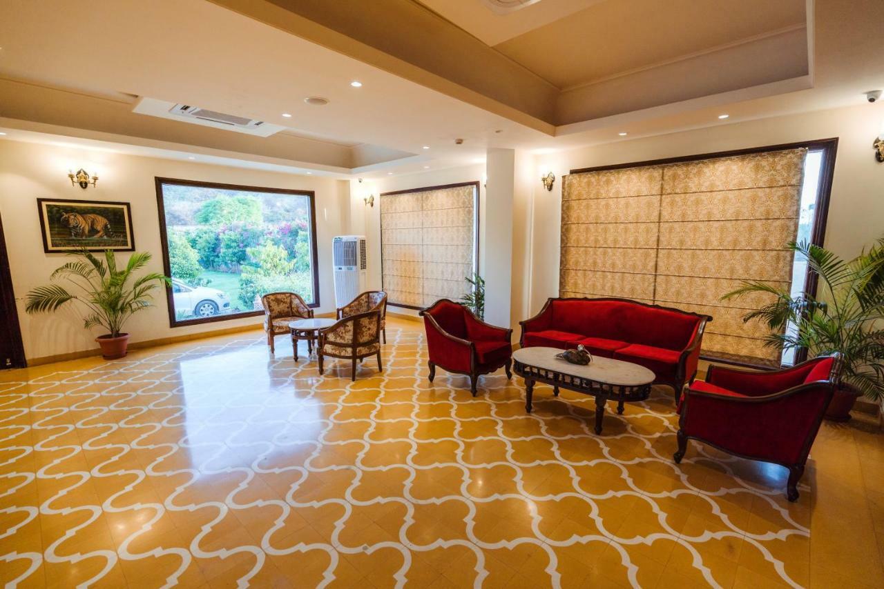 Welcomheritage Mount Valley Resort Ranthambore ซาวาย มาโดปูร์ ภายนอก รูปภาพ